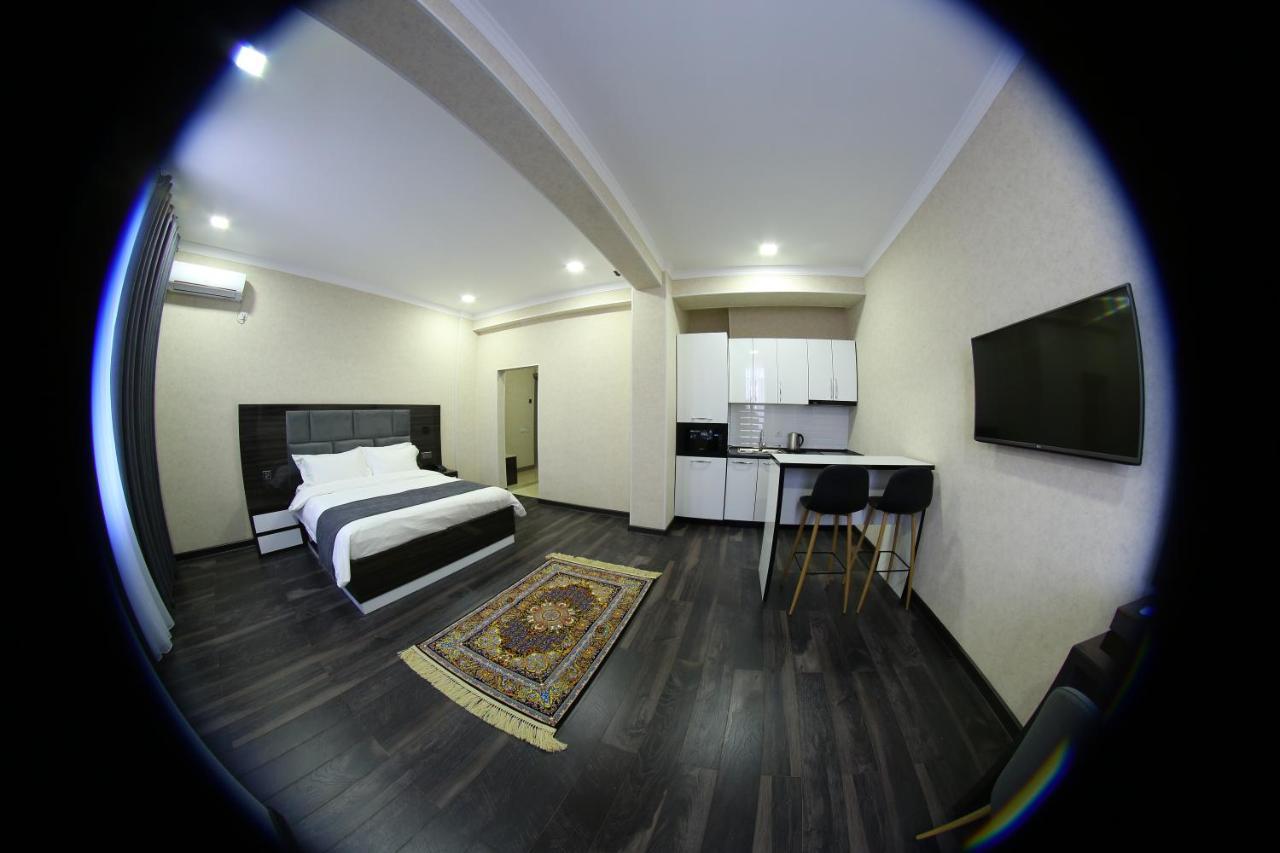 דושאנבה Hotel 777 מראה חיצוני תמונה